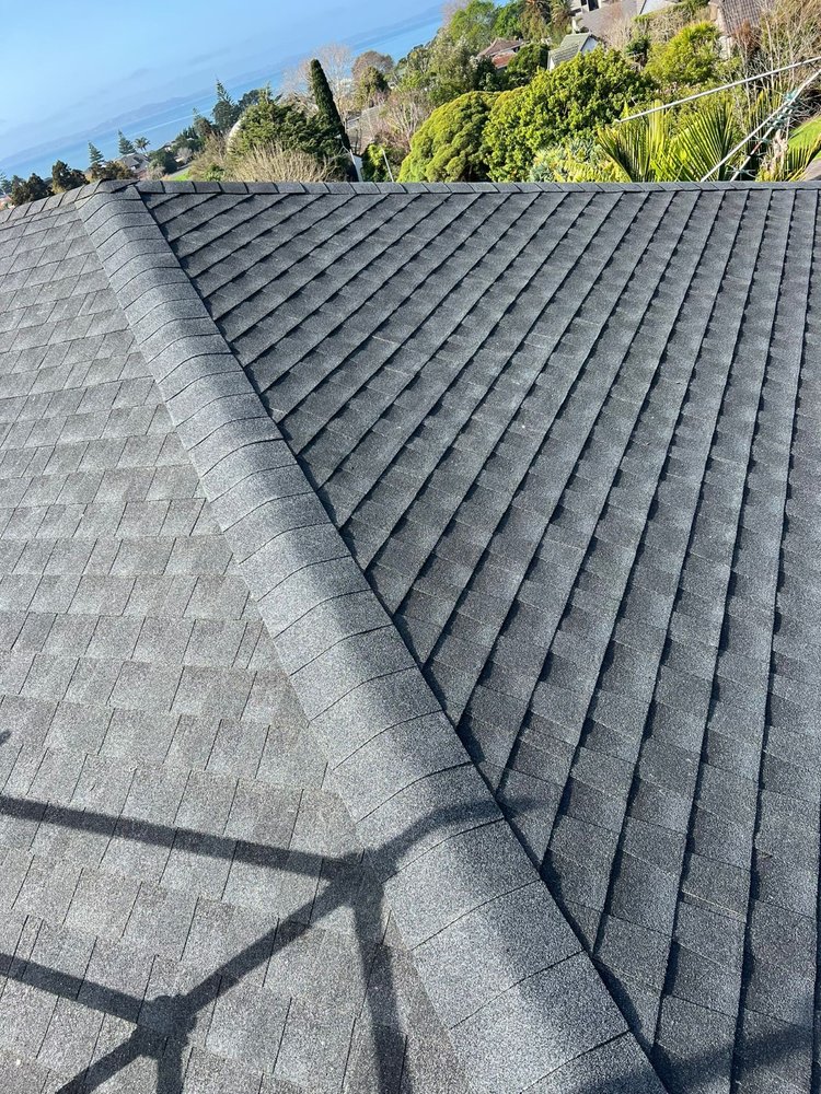 Diamond-pattern shingle roof - completed install